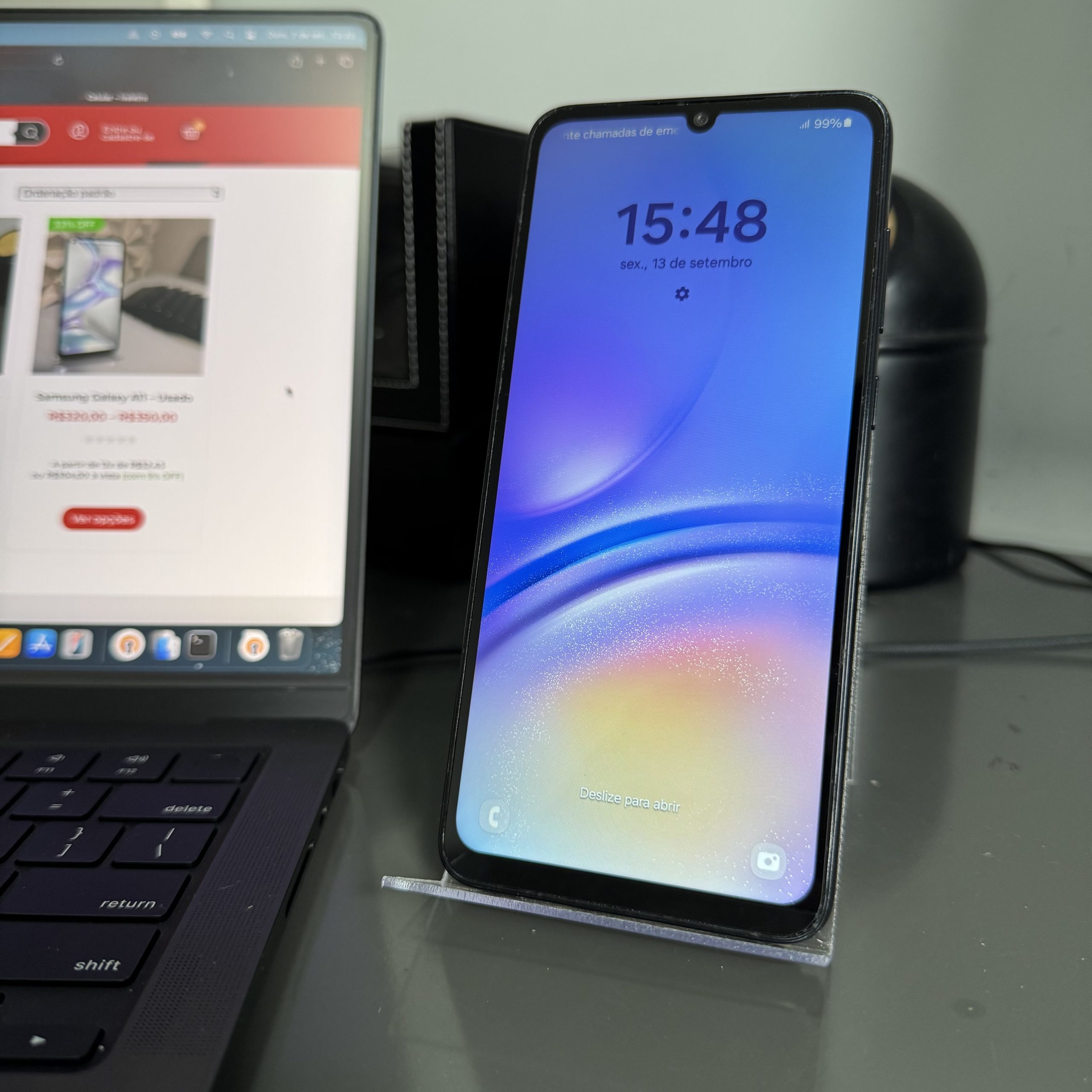 Samsung Galaxy A05 – Tela 6.7" – 4 GB RAM – 128 GB Armazenamento (Semi-Novo)