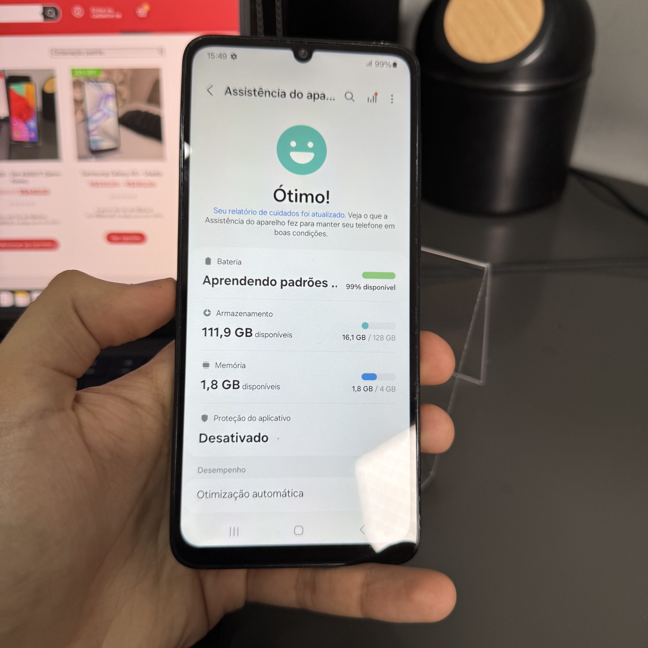 Samsung Galaxy A05 – Tela 6.7" – 4 GB RAM – 128 GB Armazenamento (Semi-Novo) - Image 3